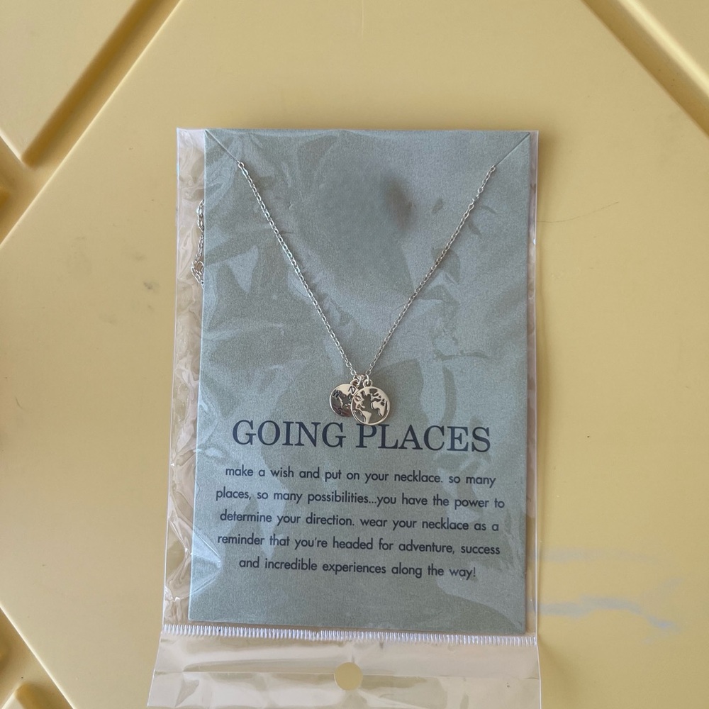 NWT ‘Going Places’ Necklace
